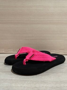 Women’s Rocket Dog Thongs